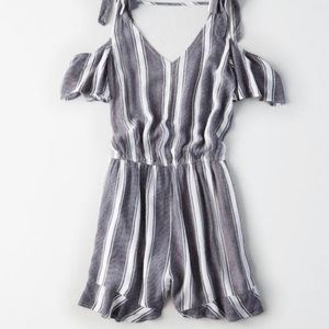 AE Striped Romper Gray & White Small NWT